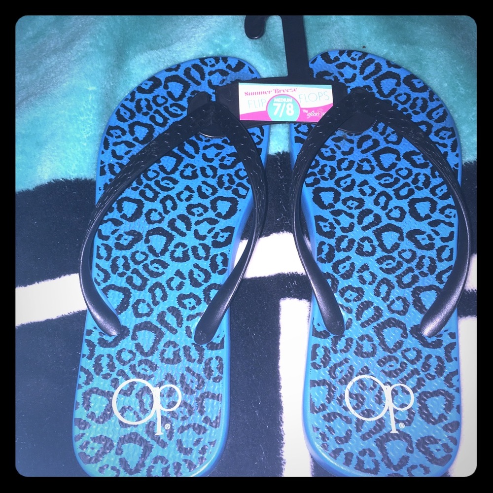 Cool blue cheetah print flip flops